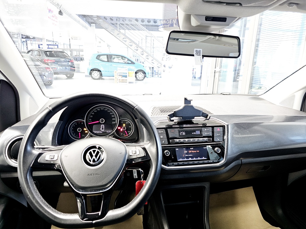VW up!  bei Hoffmann Automobile in Wolfsburg kaufen und sofort mitnehmen - Bild 11