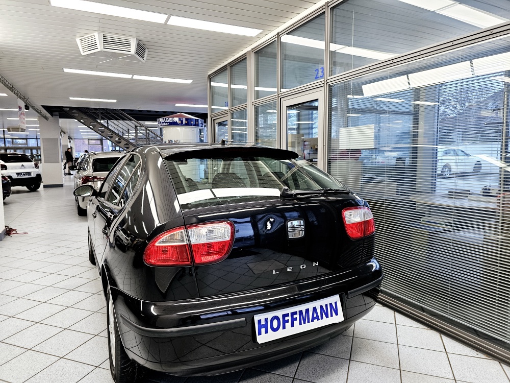 Seat Leon  bei Hoffmann Automobile in Wolfsburg kaufen und sofort mitnehmen - Bild 4