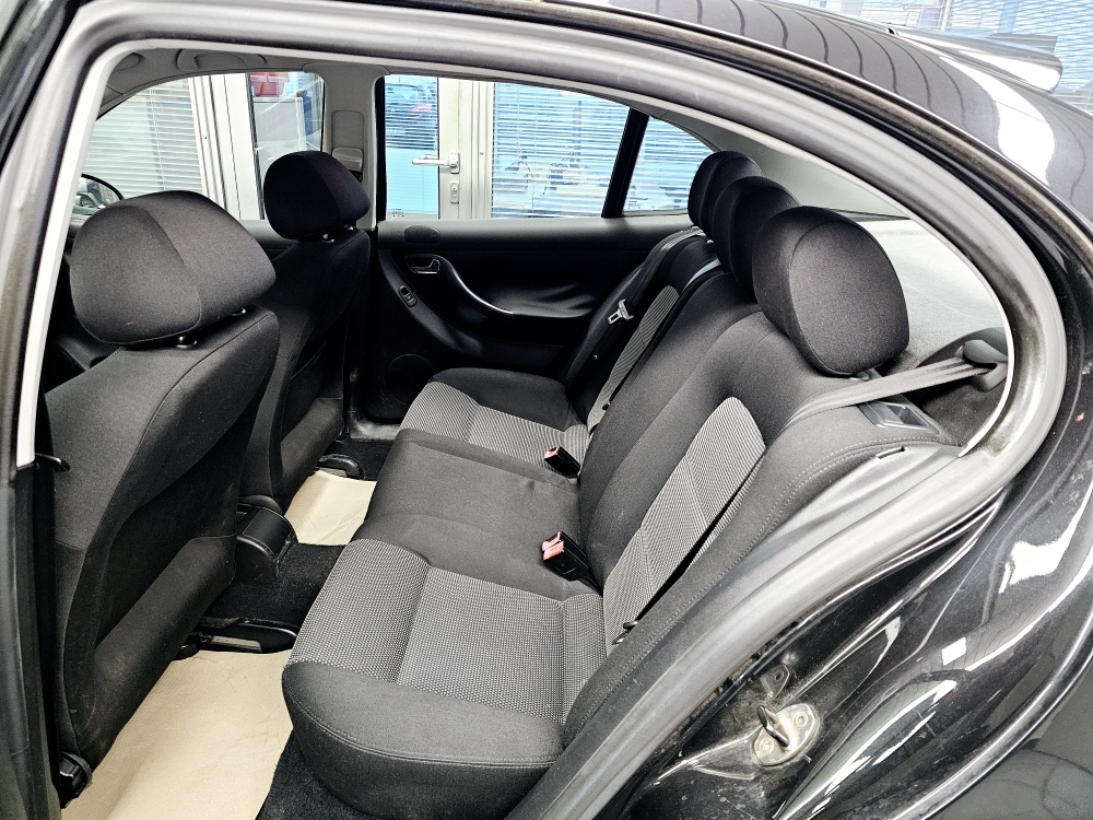 Seat Leon  bei Hoffmann Automobile in Wolfsburg kaufen und sofort mitnehmen - Bild 5