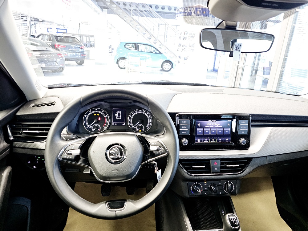 Skoda Kamiq  bei Hoffmann Automobile in Wolfsburg kaufen und sofort mitnehmen - Bild 14