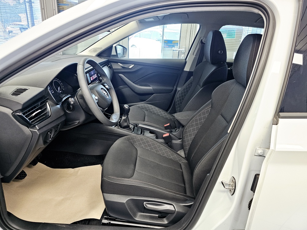 Skoda Scala  bei Hoffmann Automobile in Wolfsburg kaufen und sofort mitnehmen - Bild 16
