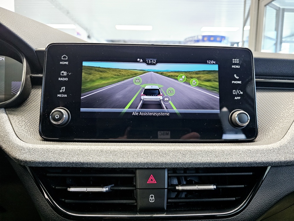 Skoda Scala  bei Hoffmann Automobile in Wolfsburg kaufen und sofort mitnehmen - Bild 10