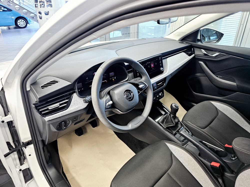 Skoda Scala  bei Hoffmann Automobile in Wolfsburg kaufen und sofort mitnehmen - Bild 16