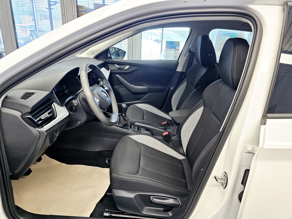 Skoda Scala  bei Hoffmann Automobile in Wolfsburg kaufen und sofort mitnehmen - Bild 17