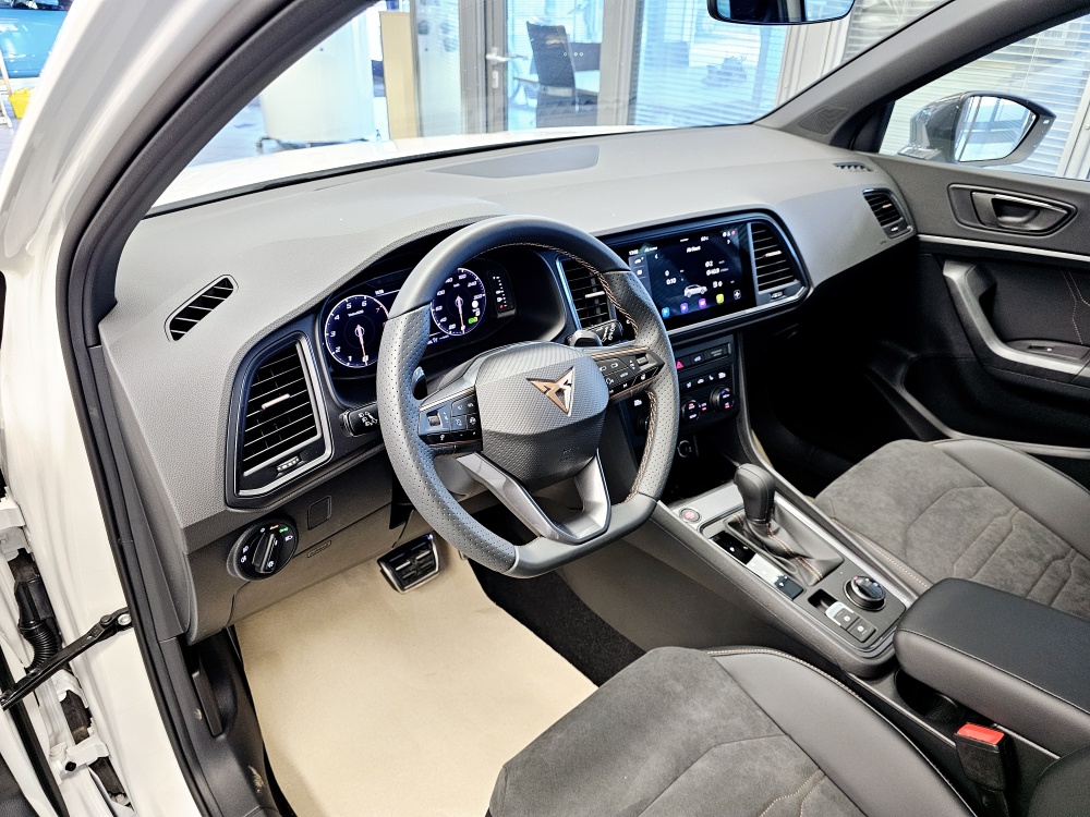 Cupra Ateca  bei Hoffmann Automobile in Wolfsburg kaufen und sofort mitnehmen - Bild 21