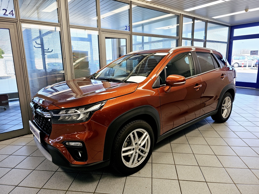 Suzuki (SX4) S-Cross  für nur 24.800,- € bei Hoffmann Automobile in Wolfsburg kaufen und sofort mitnehmen