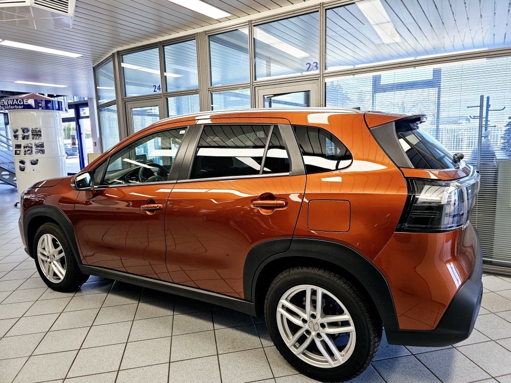 Suzuki (SX4) S-Cross  bei Hoffmann Automobile in Wolfsburg kaufen und sofort mitnehmen - Bild 17