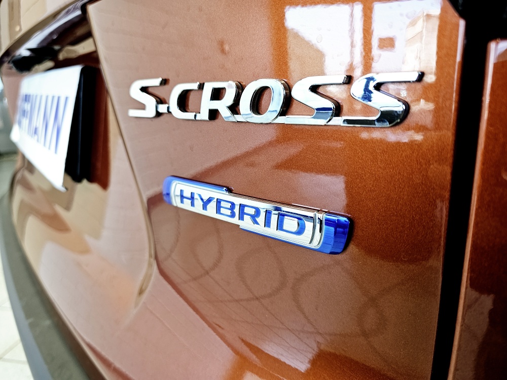 Suzuki (SX4) S-Cross  bei Hoffmann Automobile in Wolfsburg kaufen und sofort mitnehmen - Bild 3