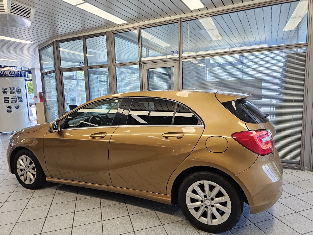Mercedes-Benz A 180  bei Hoffmann Automobile in Wolfsburg kaufen und sofort mitnehmen - Bild 14