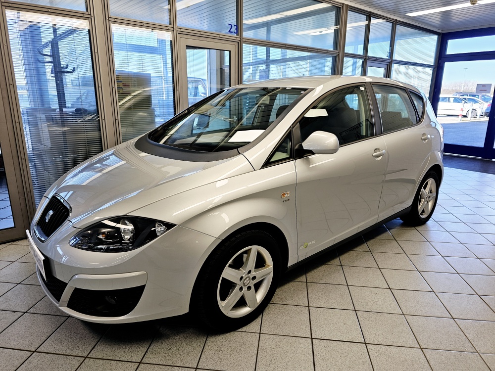 Seat Altea  für nur 4.200,- € bei Hoffmann Automobile in Wolfsburg kaufen und sofort mitnehmen