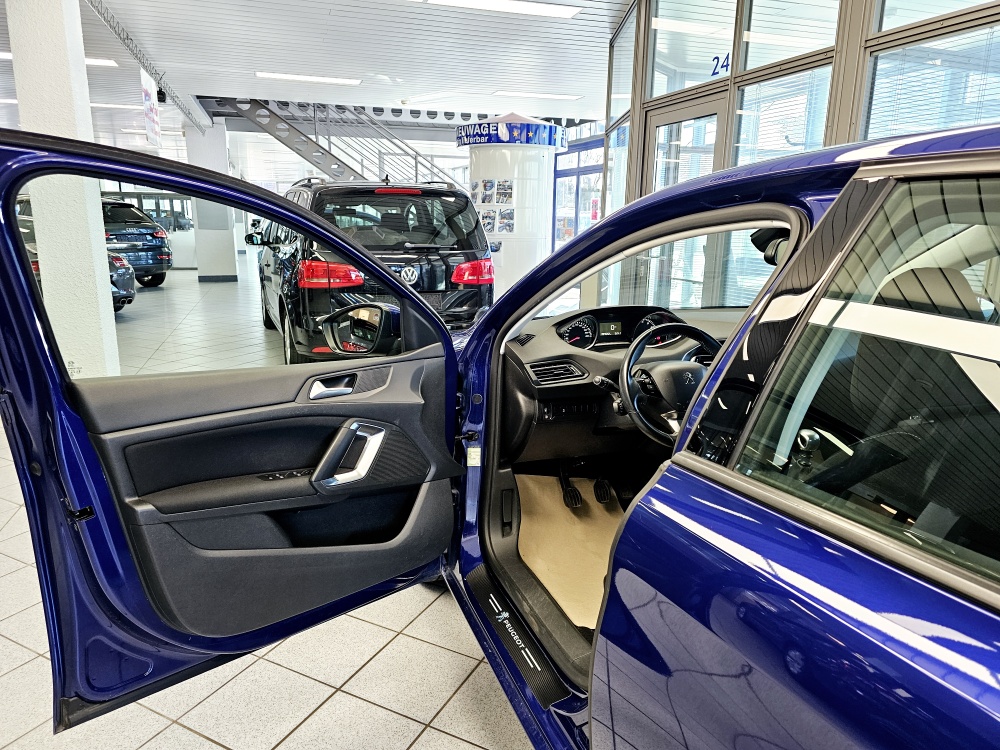 Peugeot 308  bei Hoffmann Automobile in Wolfsburg kaufen und sofort mitnehmen - Bild 14