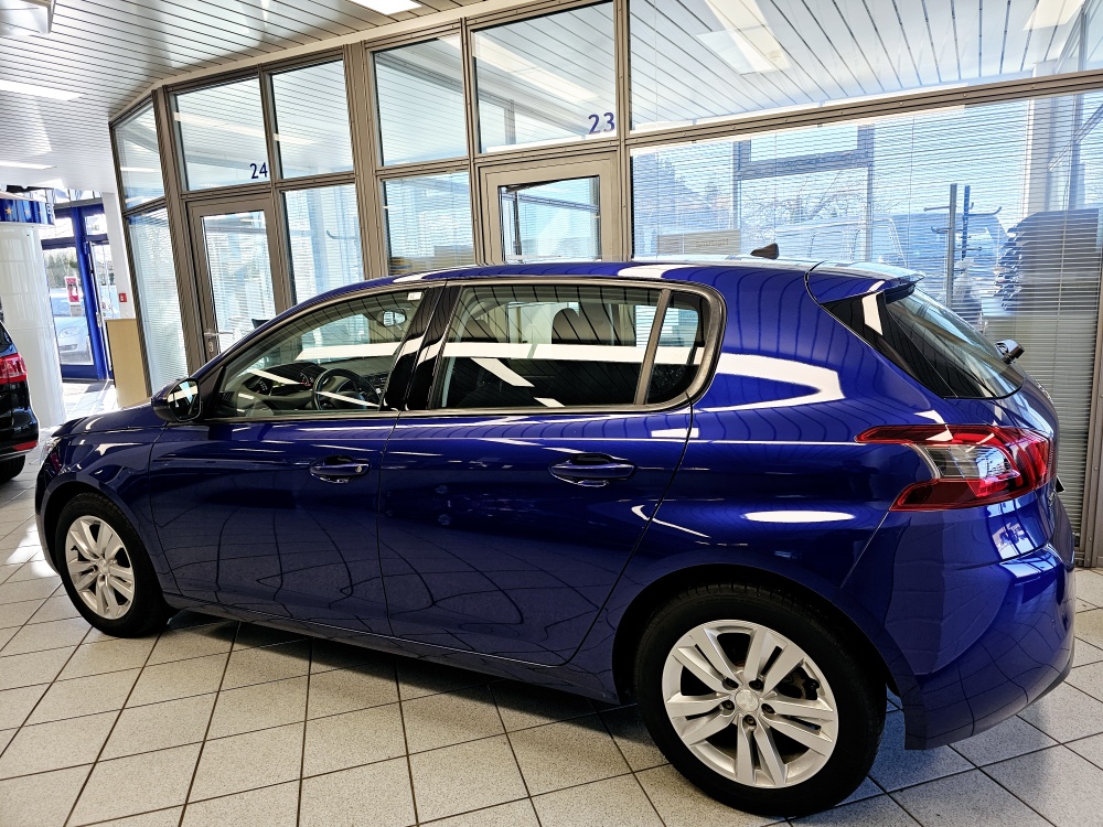 Peugeot 308  bei Hoffmann Automobile in Wolfsburg kaufen und sofort mitnehmen - Bild 15
