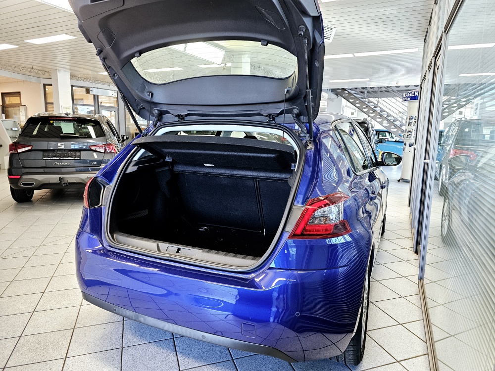 Peugeot 308  bei Hoffmann Automobile in Wolfsburg kaufen und sofort mitnehmen - Bild 2