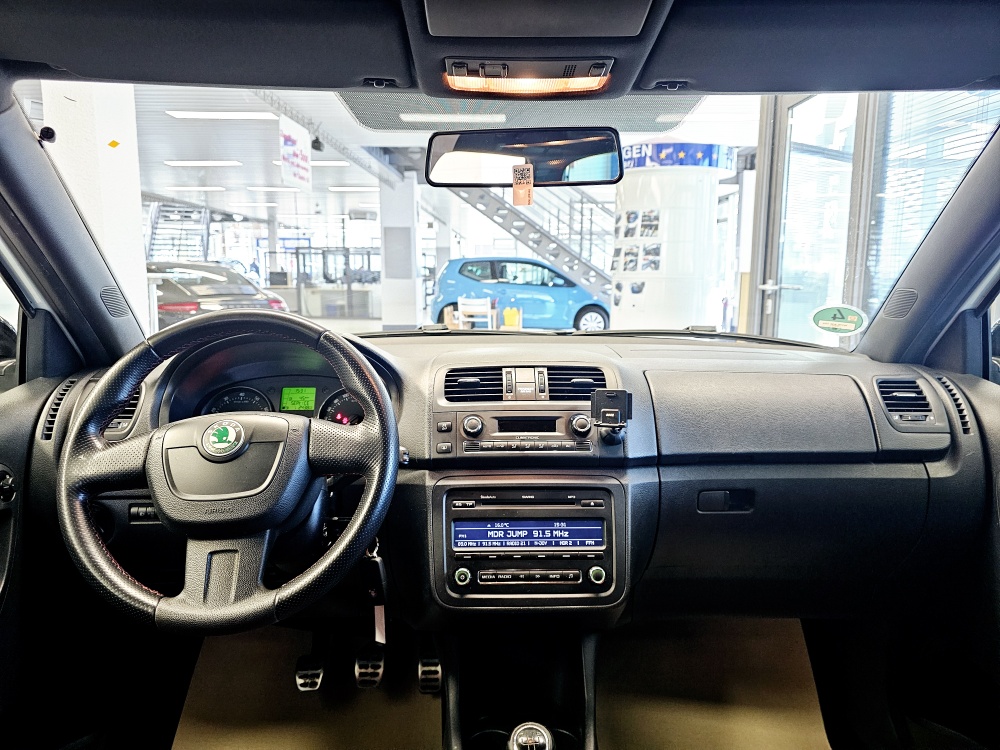 Skoda Fabia  bei Hoffmann Automobile in Wolfsburg kaufen und sofort mitnehmen - Bild 6