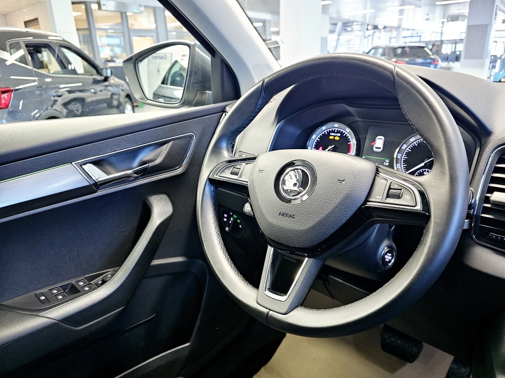 Skoda Karoq  bei Hoffmann Automobile in Wolfsburg kaufen und sofort mitnehmen - Bild 13
