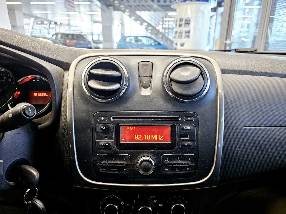 Dacia Logan MCV  bei Hoffmann Automobile in Wolfsburg kaufen und sofort mitnehmen - Bild 9