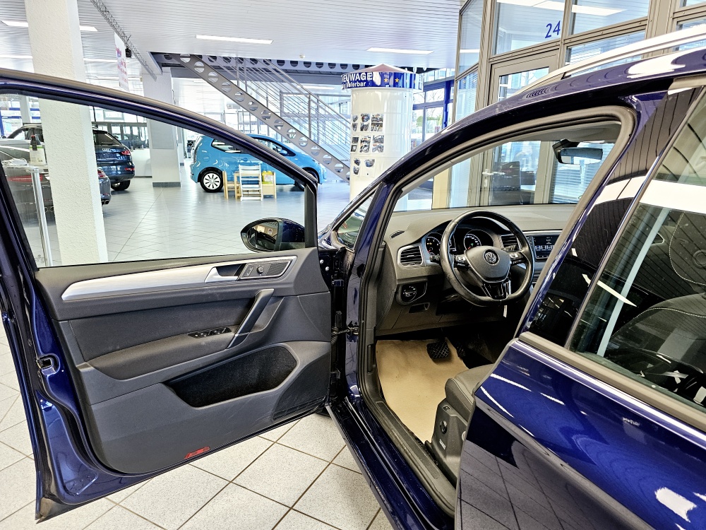 VW Golf Sportsvan  bei Hoffmann Automobile in Wolfsburg kaufen und sofort mitnehmen - Bild 15