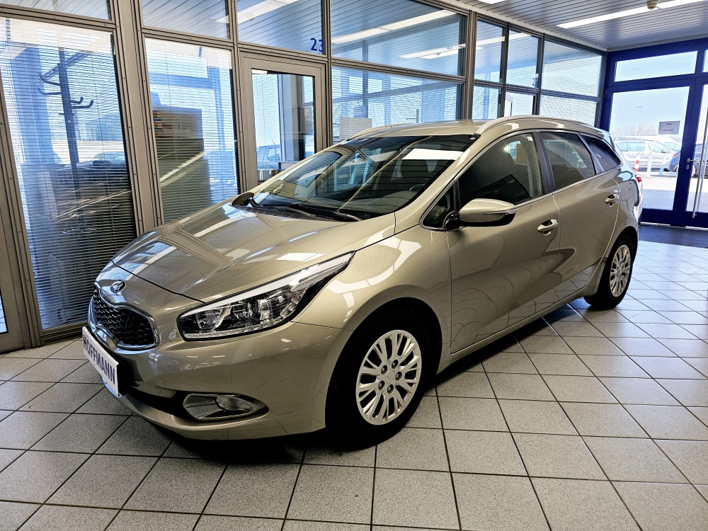 Kia Ceed  für nur 7.500,- € bei Hoffmann Automobile in Wolfsburg kaufen und sofort mitnehmen