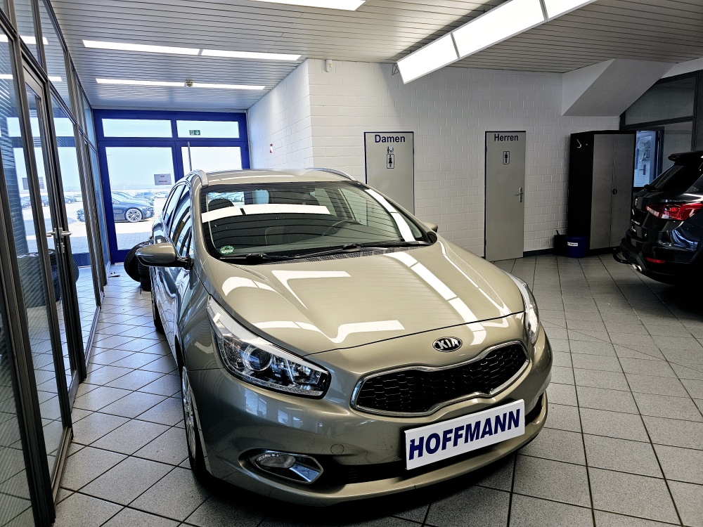 Kia Ceed  bei Hoffmann Automobile in Wolfsburg kaufen und sofort mitnehmen - Bild 18