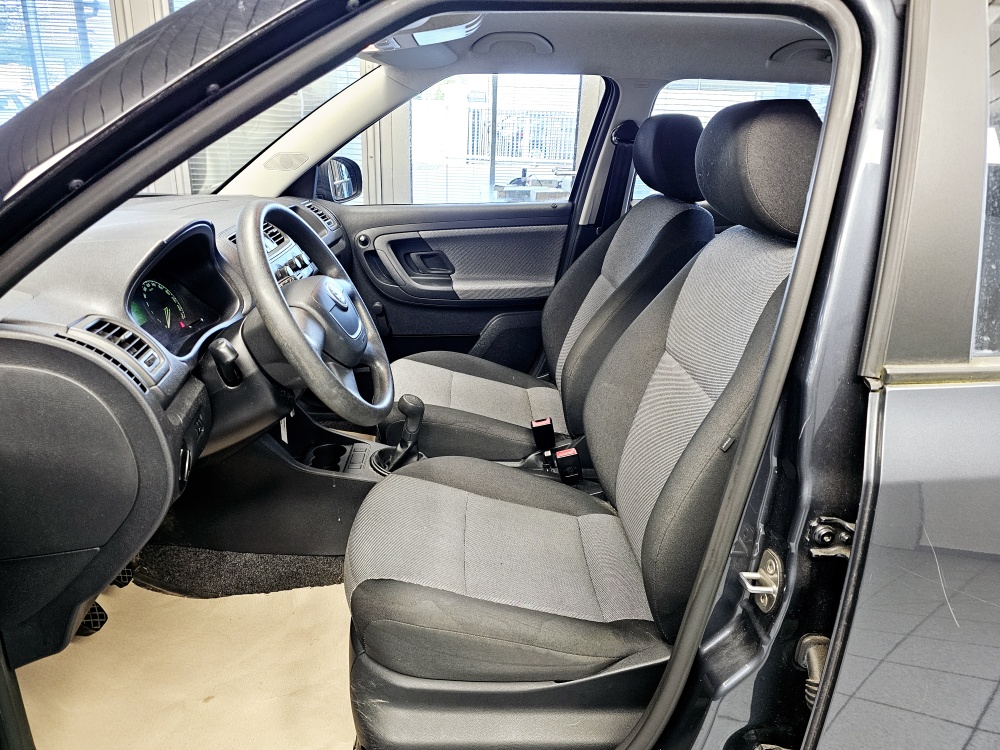 Skoda Fabia  bei Hoffmann Automobile in Wolfsburg kaufen und sofort mitnehmen - Bild 10