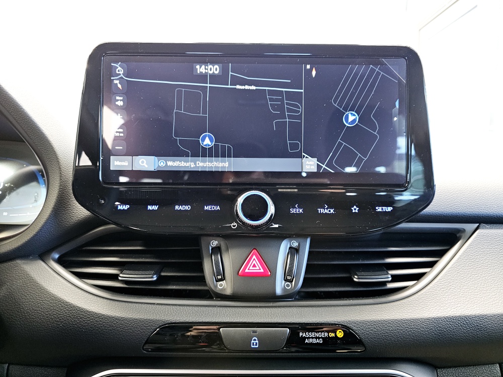 Hyundai i30 Kombi  bei Hoffmann Automobile in Wolfsburg kaufen und sofort mitnehmen - Bild 9