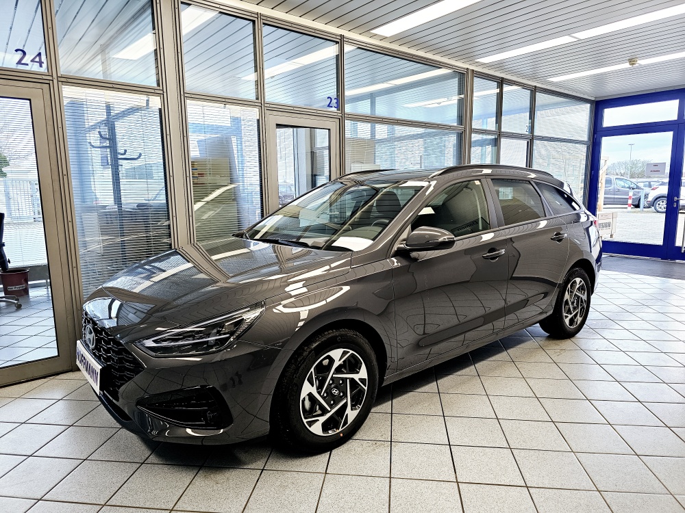 Hyundai i30 Kombi  für nur 21.850,- € bei Hoffmann Automobile in Wolfsburg kaufen und sofort mitnehmen