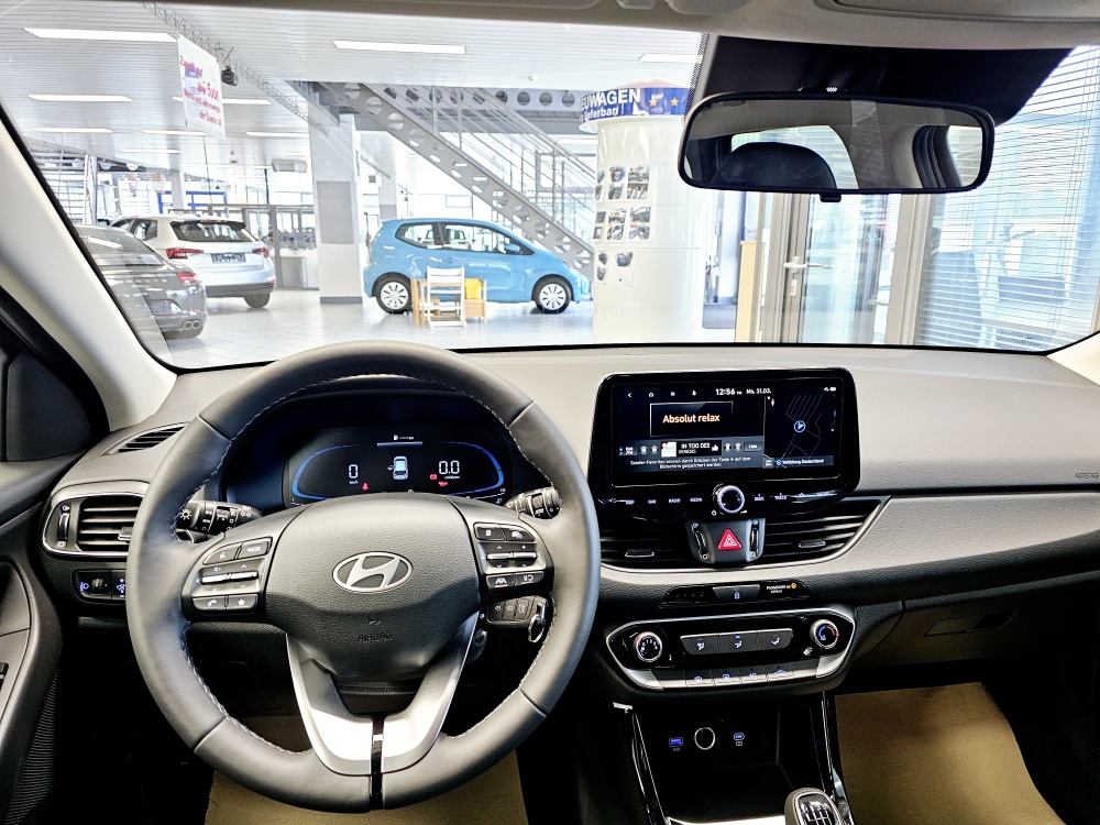 Hyundai i30 Kombi  bei Hoffmann Automobile in Wolfsburg kaufen und sofort mitnehmen - Bild 18