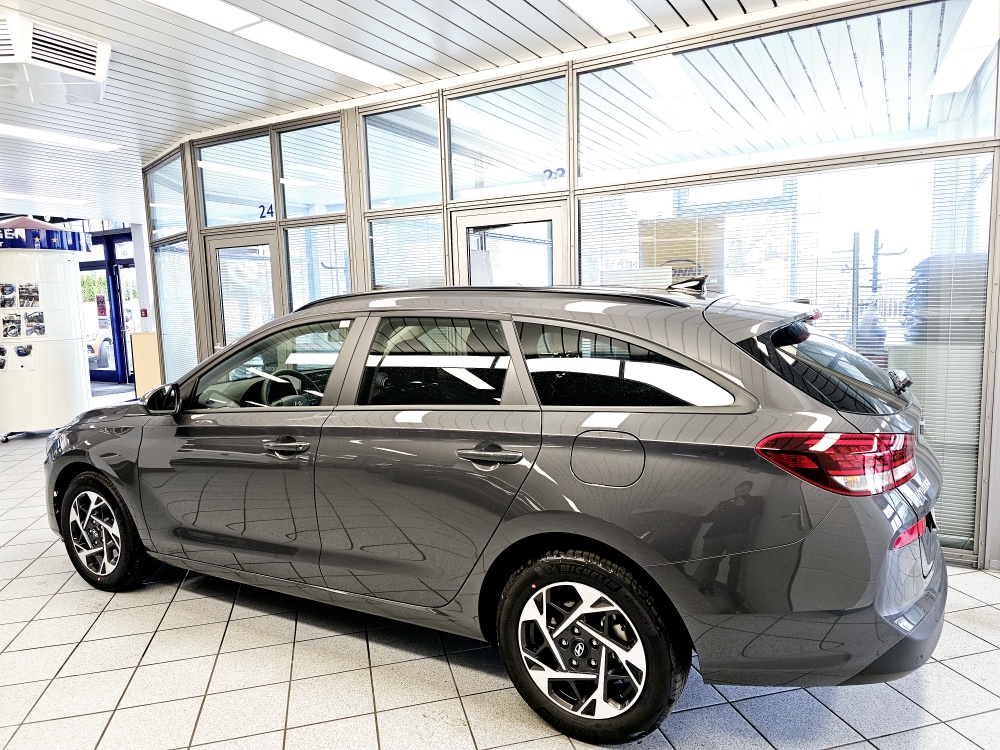 Hyundai i30 Kombi  bei Hoffmann Automobile in Wolfsburg kaufen und sofort mitnehmen - Bild 22