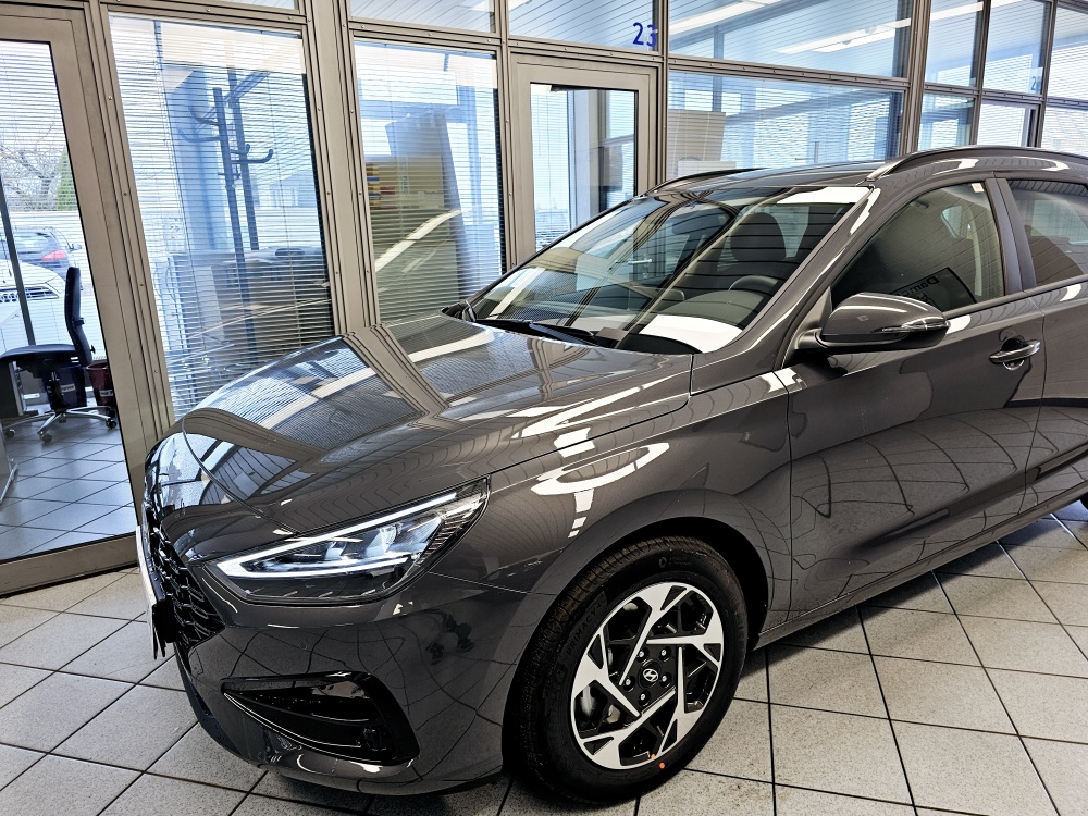 Hyundai i30 Kombi  bei Hoffmann Automobile in Wolfsburg kaufen und sofort mitnehmen - Bild 23