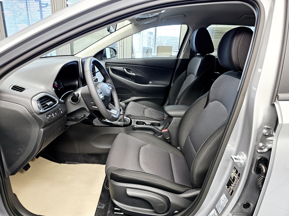 Hyundai i30 Kombi  bei Hoffmann Automobile in Wolfsburg kaufen und sofort mitnehmen - Bild 20