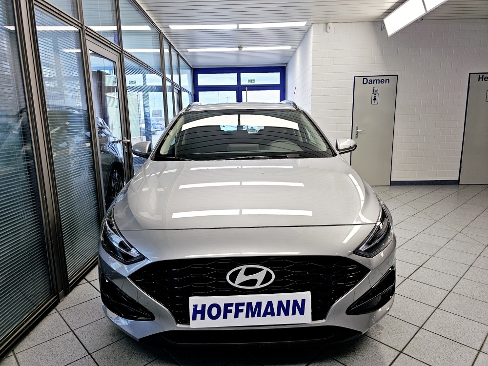 Hyundai i30 Kombi  bei Hoffmann Automobile in Wolfsburg kaufen und sofort mitnehmen - Bild 24