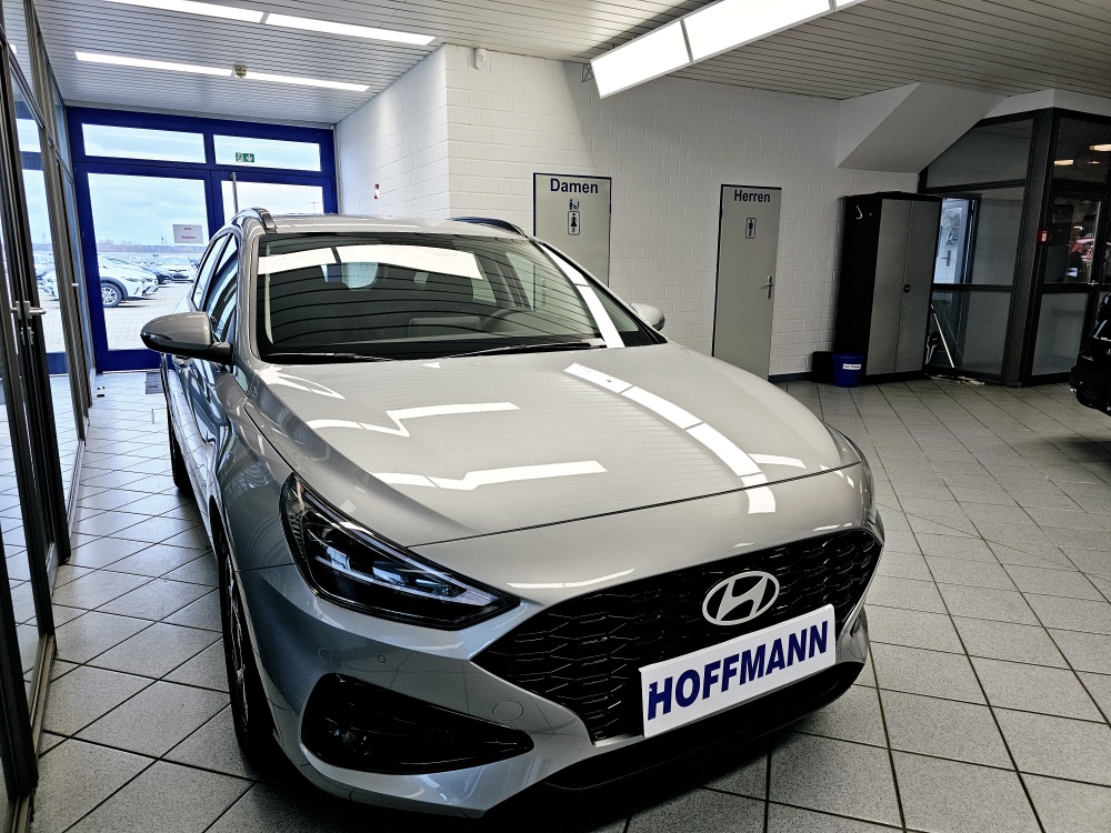 Hyundai i30 Kombi  bei Hoffmann Automobile in Wolfsburg kaufen und sofort mitnehmen - Bild 25