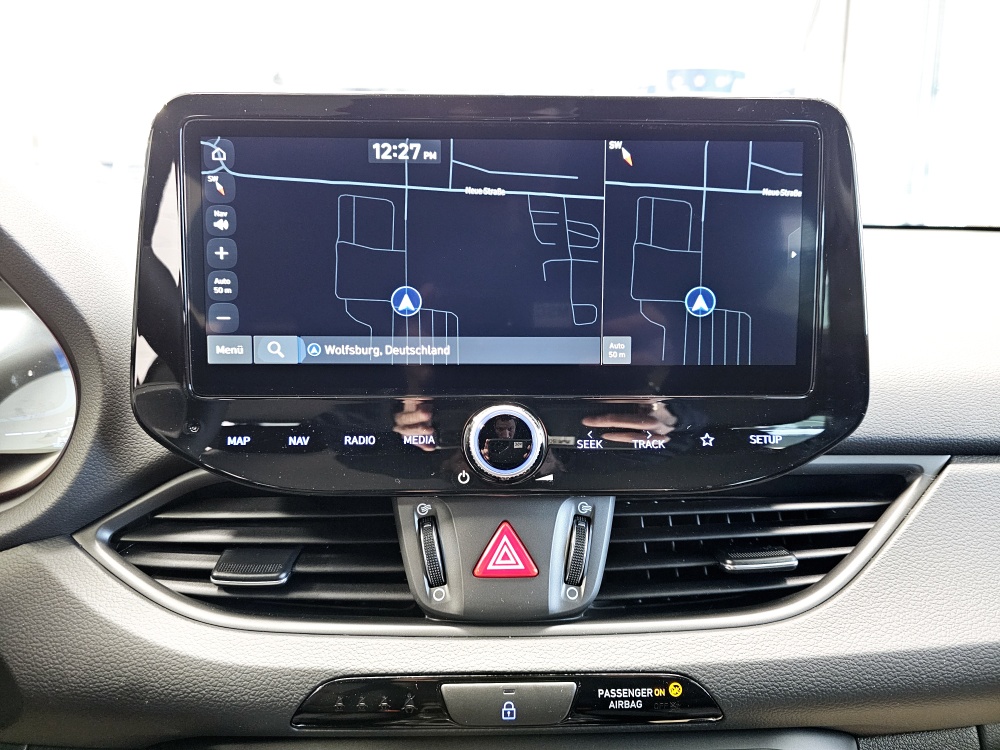 Hyundai i30 Kombi  bei Hoffmann Automobile in Wolfsburg kaufen und sofort mitnehmen - Bild 9