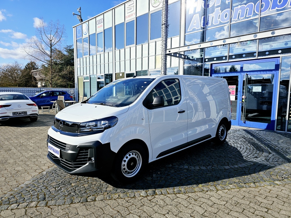 Opel Vivaro Cargo für nur 30.350,- € bei Hoffmann Automobile in Wolfsburg kaufen und sofort mitnehmen