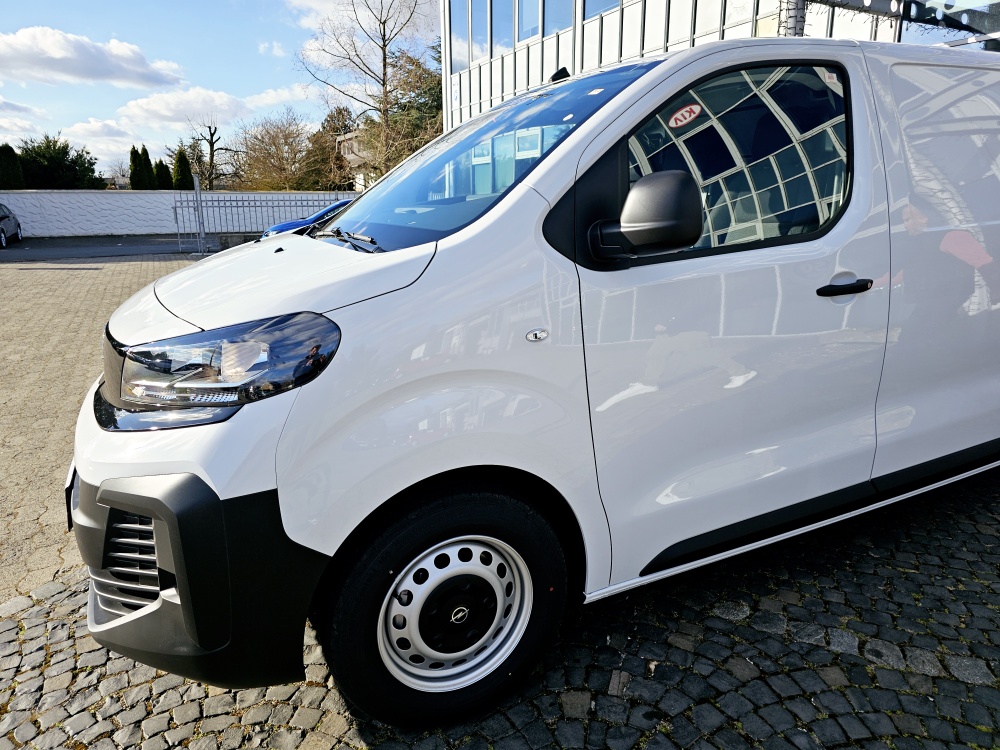 Opel Vivaro  bei Hoffmann Automobile in Wolfsburg kaufen und sofort mitnehmen - Bild 19
