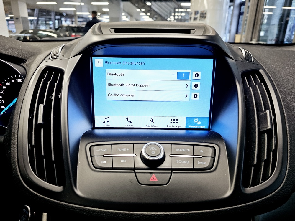 Ford Kuga  bei Hoffmann Automobile in Wolfsburg kaufen und sofort mitnehmen - Bild 8