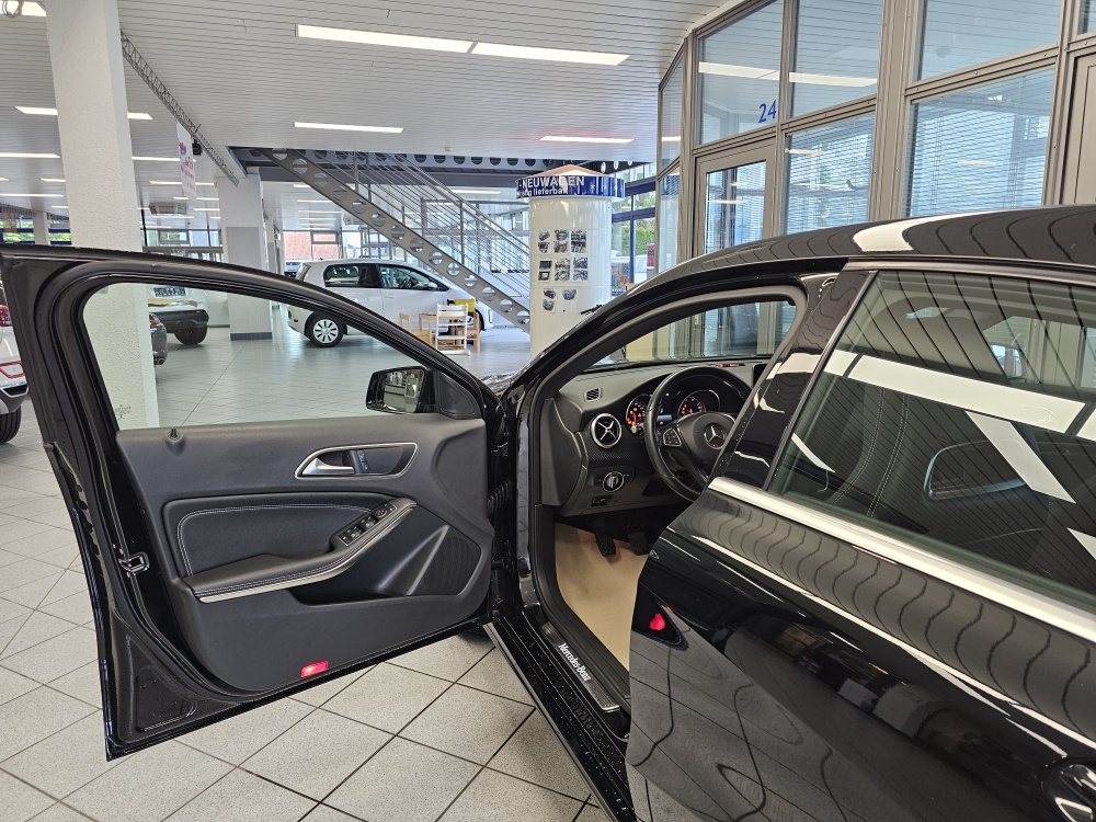 Mercedes-Benz A 180  bei Hoffmann Automobile in Wolfsburg kaufen und sofort mitnehmen - Bild 13