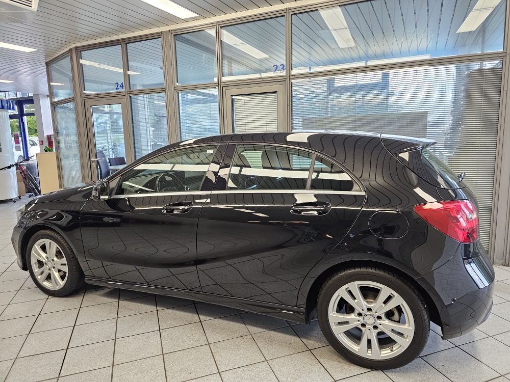 Mercedes-Benz A 180  bei Hoffmann Automobile in Wolfsburg kaufen und sofort mitnehmen - Bild 14
