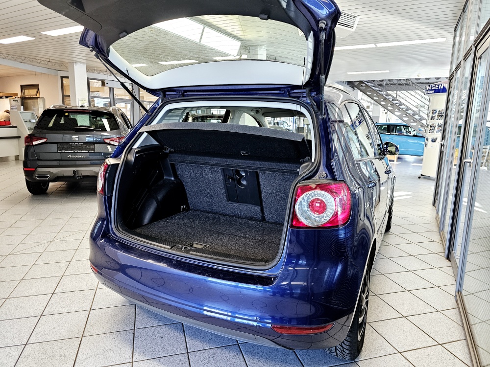 VW Golf Plus  bei Hoffmann Automobile in Wolfsburg kaufen und sofort mitnehmen - Bild 2
