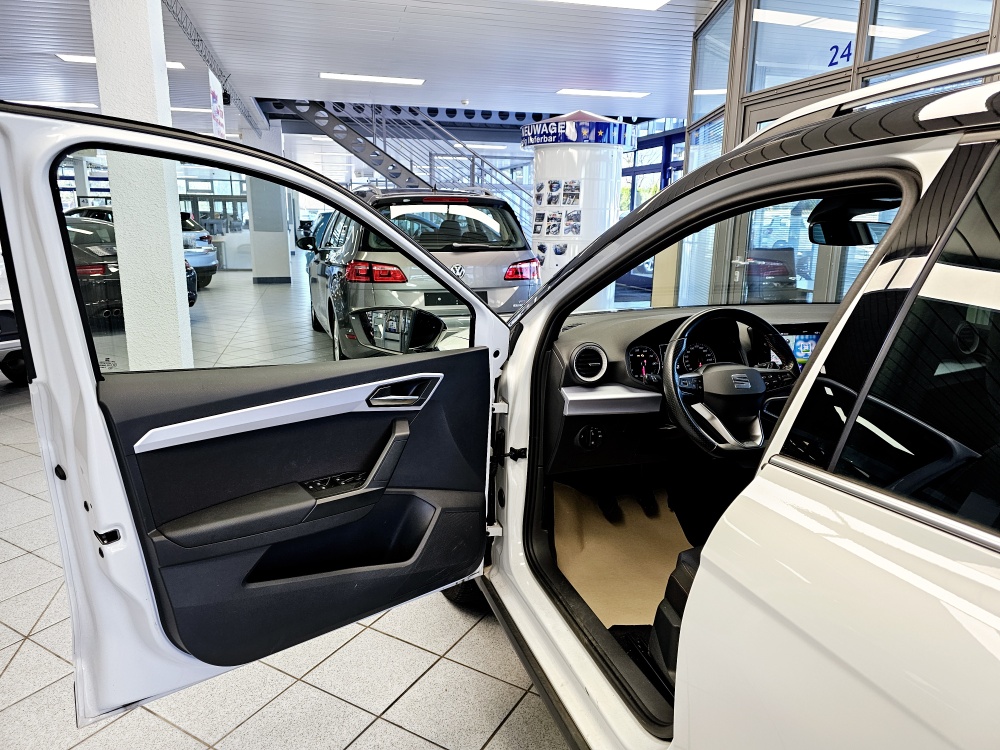 Seat Arona  bei Hoffmann Automobile in Wolfsburg kaufen und sofort mitnehmen - Bild 19