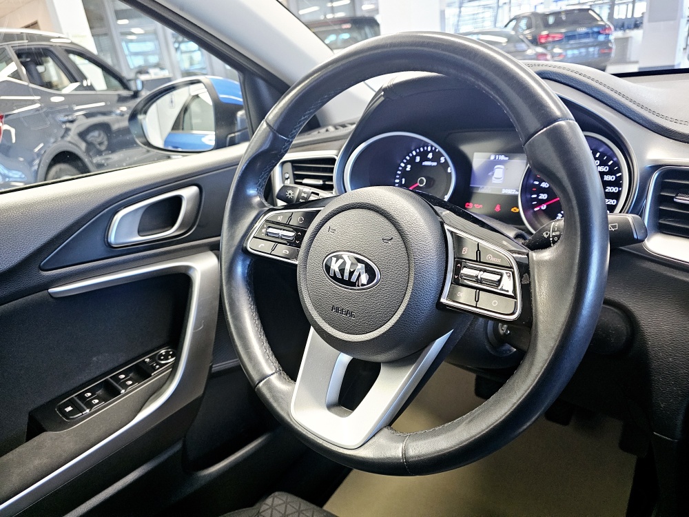 Kia Ceed  bei Hoffmann Automobile in Wolfsburg kaufen und sofort mitnehmen - Bild 11