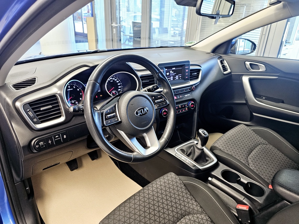 Kia Ceed  bei Hoffmann Automobile in Wolfsburg kaufen und sofort mitnehmen - Bild 15