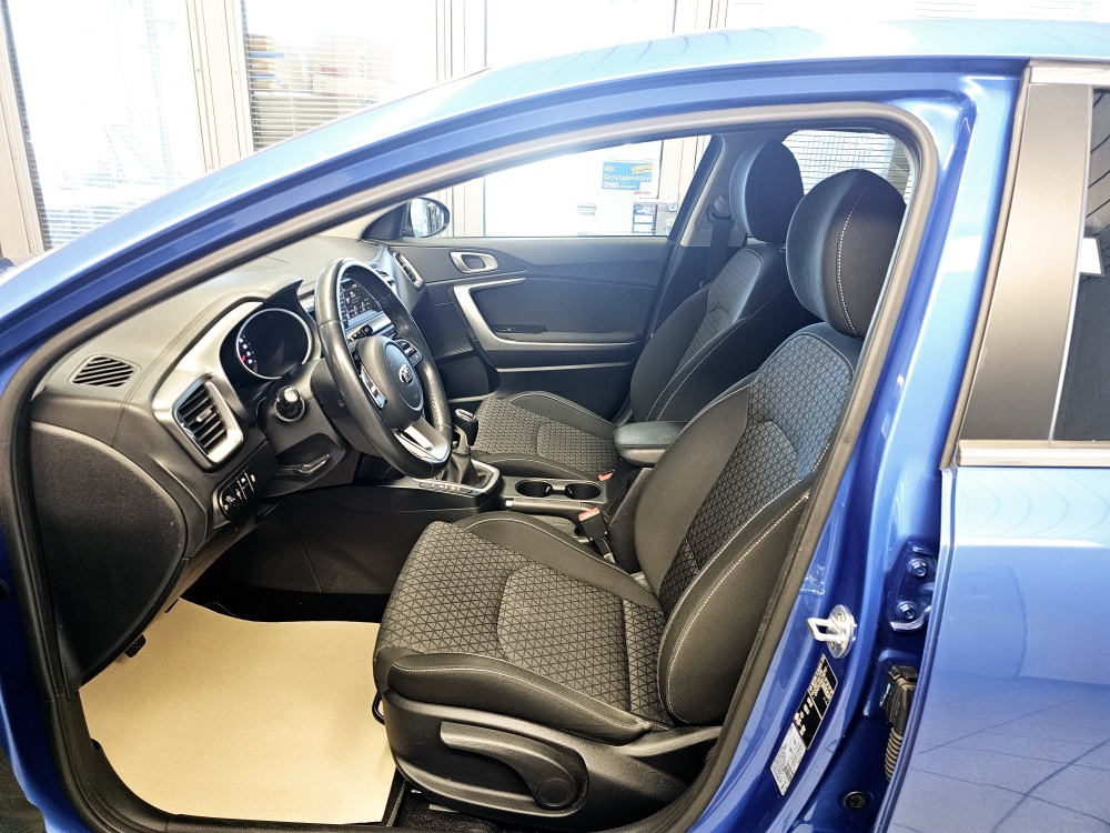 Kia Ceed  bei Hoffmann Automobile in Wolfsburg kaufen und sofort mitnehmen - Bild 16
