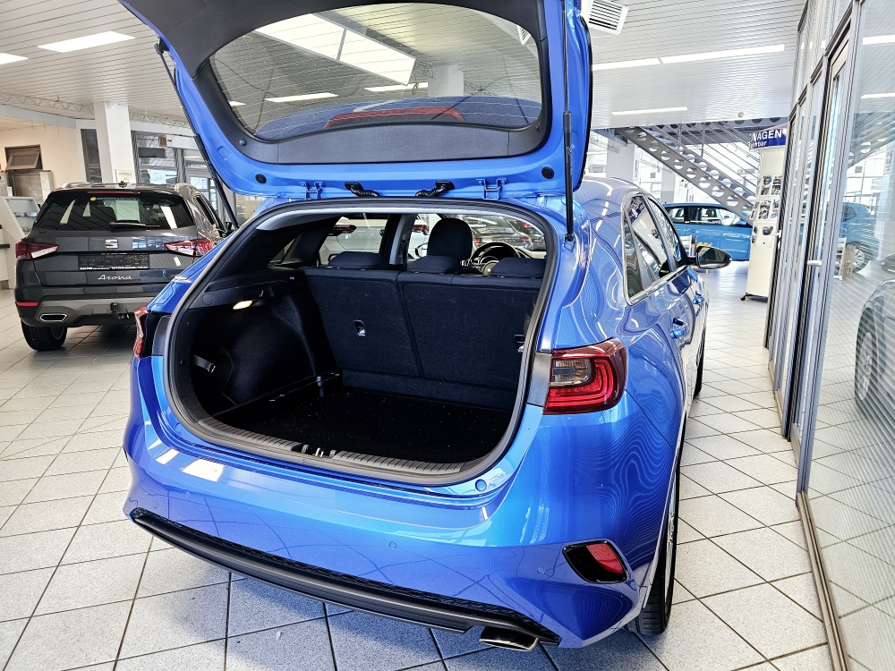 Kia Ceed  bei Hoffmann Automobile in Wolfsburg kaufen und sofort mitnehmen - Bild 2