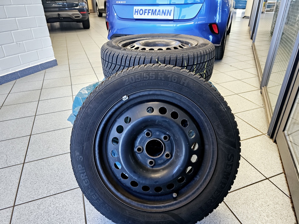 Kia Ceed  bei Hoffmann Automobile in Wolfsburg kaufen und sofort mitnehmen - Bild 4
