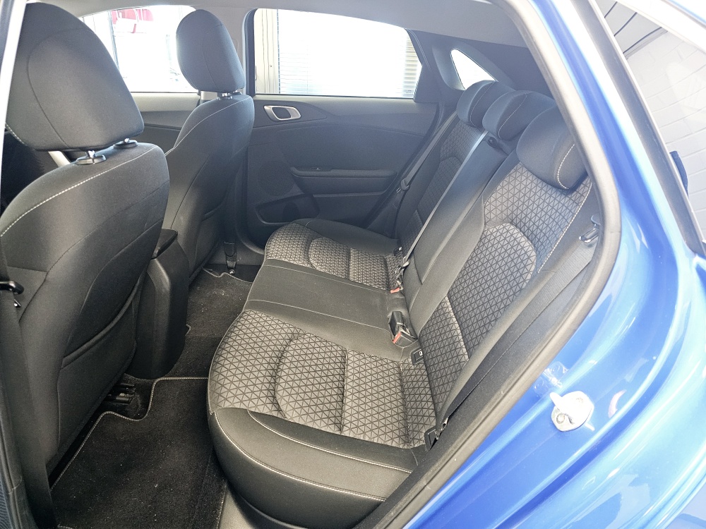 Kia Ceed  bei Hoffmann Automobile in Wolfsburg kaufen und sofort mitnehmen - Bild 6
