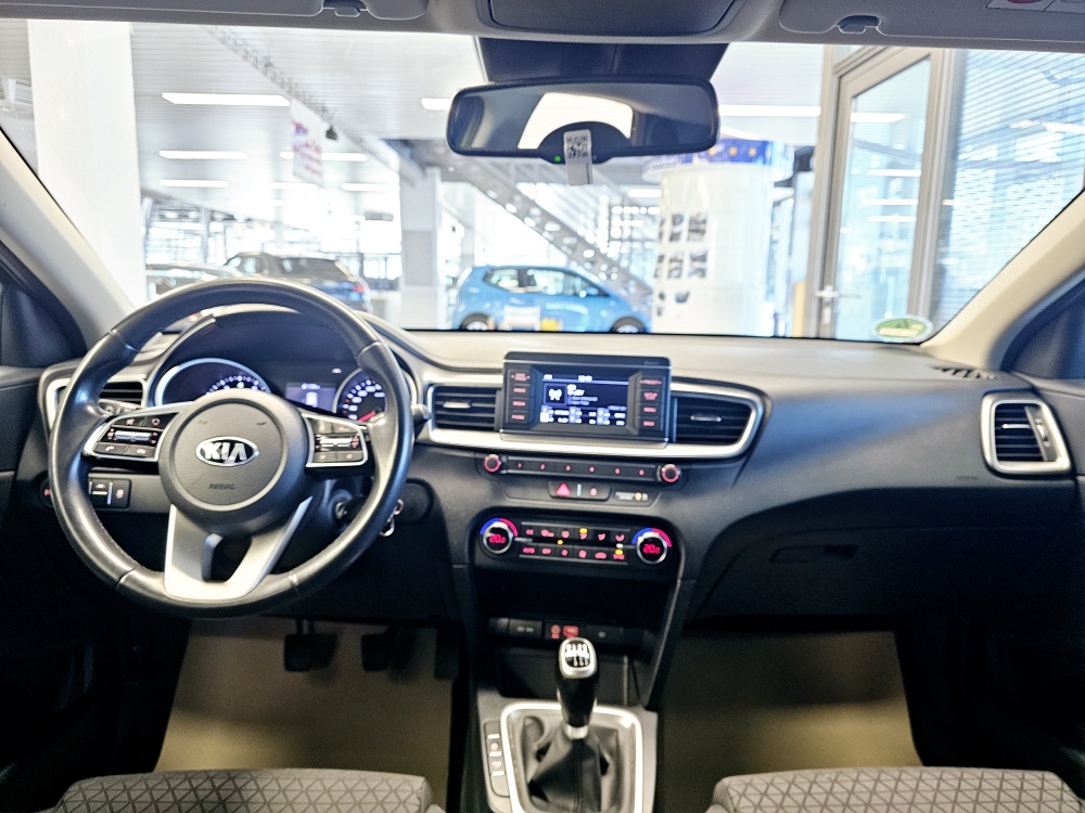 Kia Ceed  bei Hoffmann Automobile in Wolfsburg kaufen und sofort mitnehmen - Bild 7