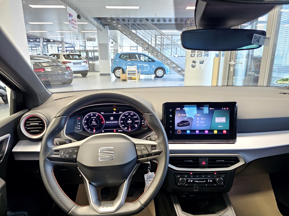 Seat Ibiza  bei Hoffmann Automobile in Wolfsburg kaufen und sofort mitnehmen - Bild 16
