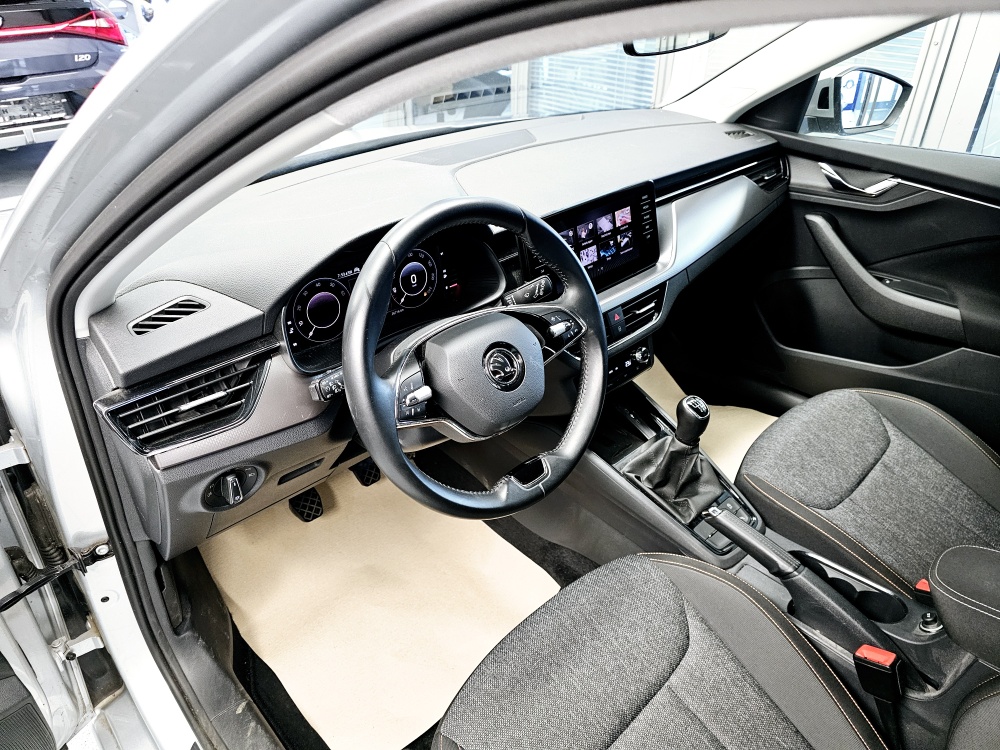 Skoda Scala  bei Hoffmann Automobile in Wolfsburg kaufen und sofort mitnehmen - Bild 15
