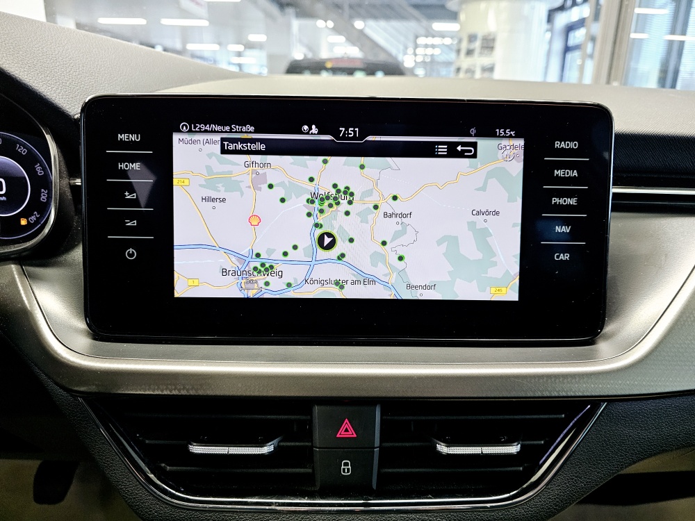 Skoda Scala  bei Hoffmann Automobile in Wolfsburg kaufen und sofort mitnehmen - Bild 7